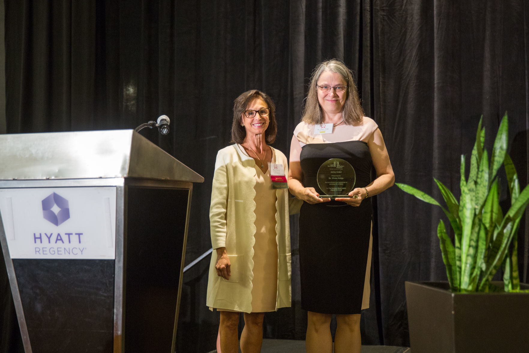 082318LegalServicesofEasternMissouriCommonGoodAwards_24.jpg